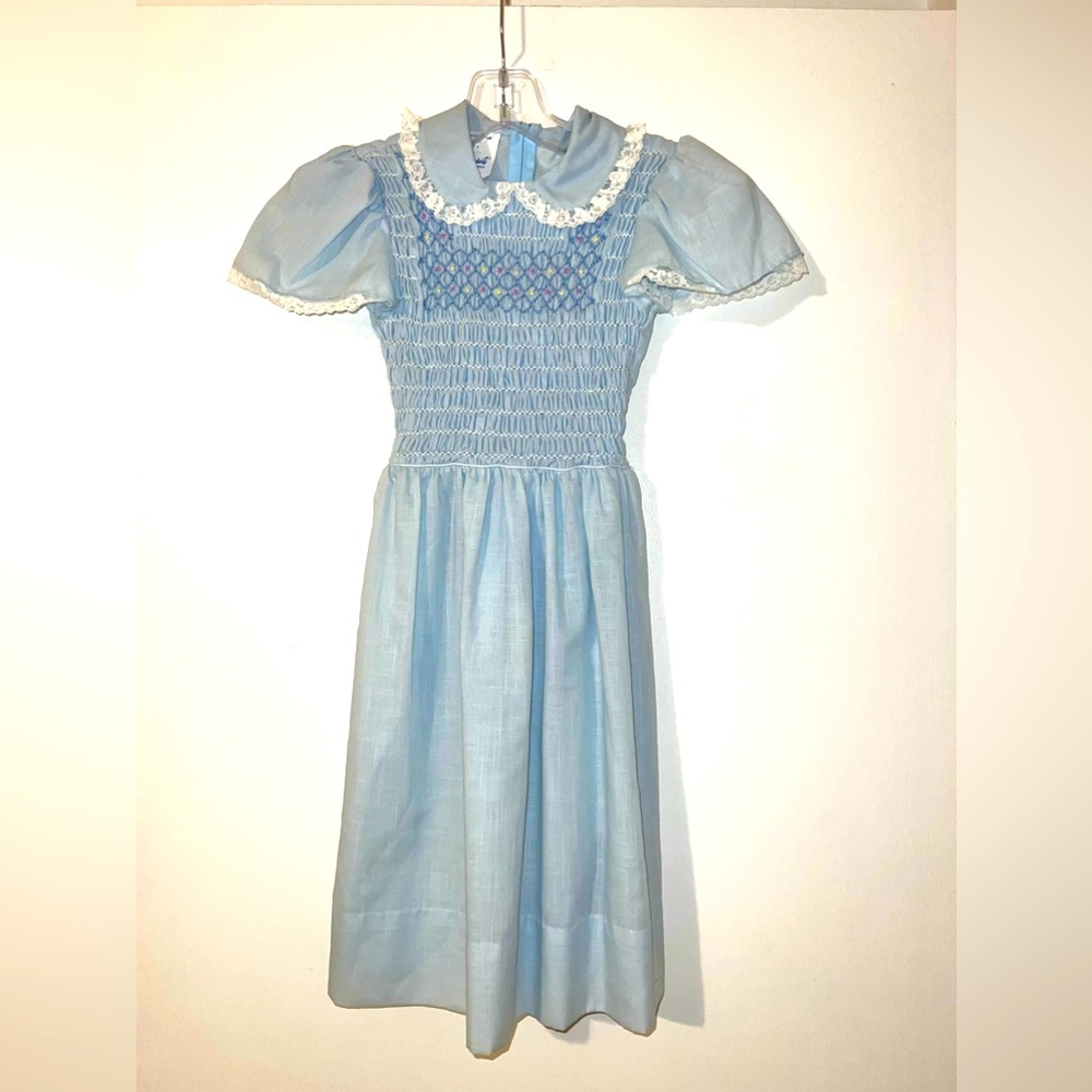Polly Flinders vintage girls smocked dress, size 8